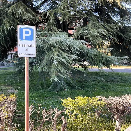 Apartamento Accogliente Trilocale A Bréscia