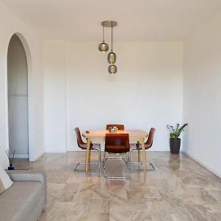 Apartamento Accogliente Trilocale A