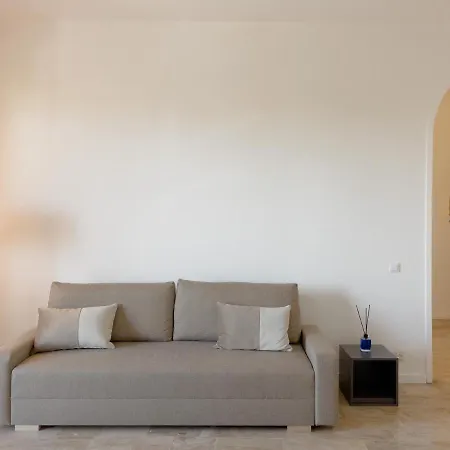 Apartamento Accogliente Trilocale A